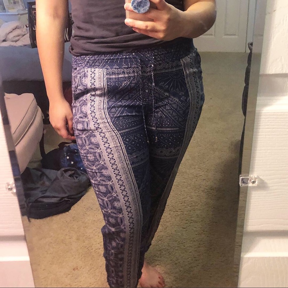 American Eagle drawstring pants